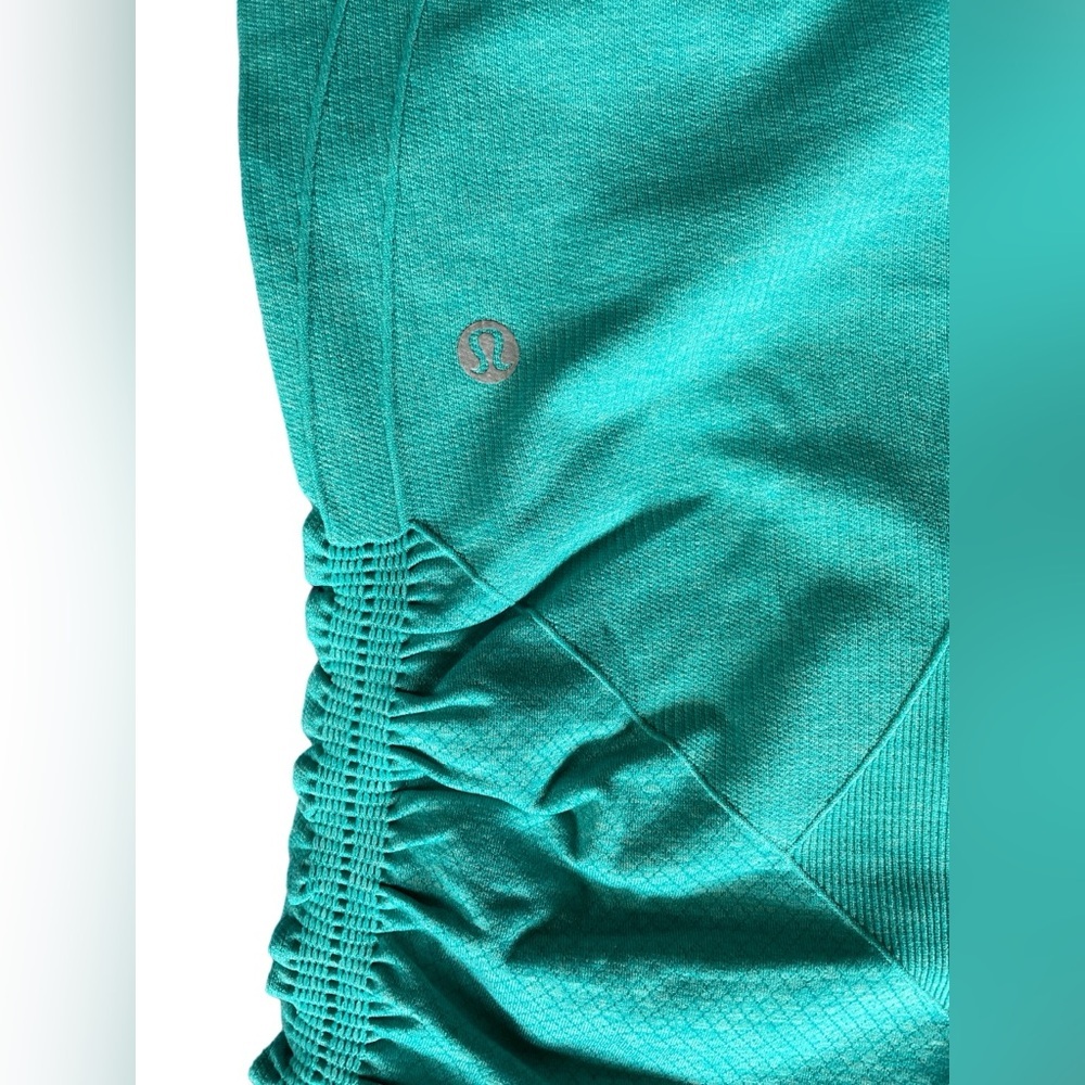 Lululemon In The Flow Crop II Leggings, Size 10, Heathered Blue Tropics - Picture 9 of 12